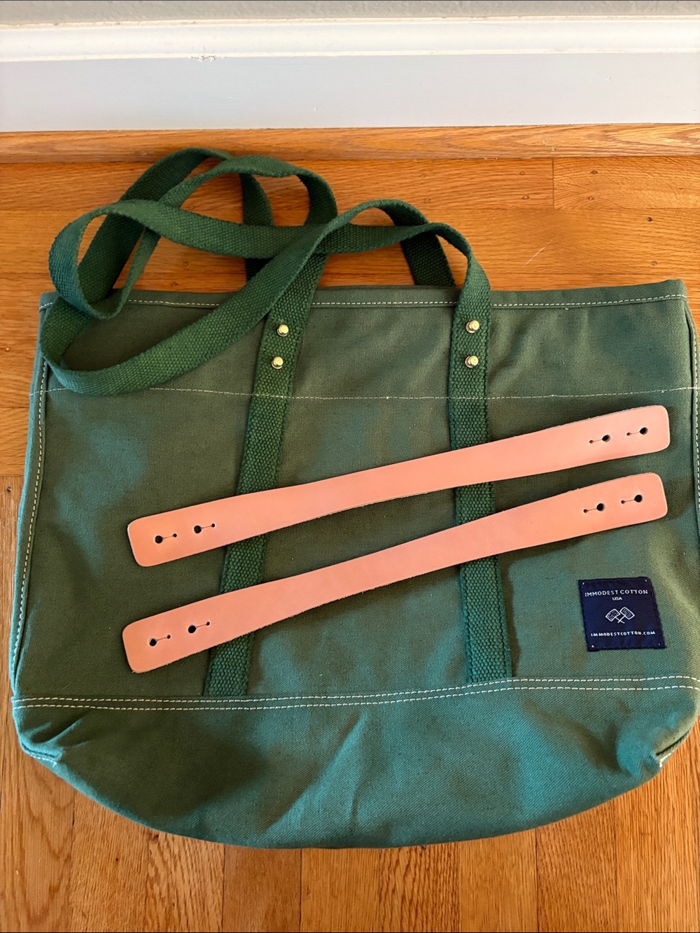 Immodest Cotton Small East West Tote in Pine - Picture 9 of 10